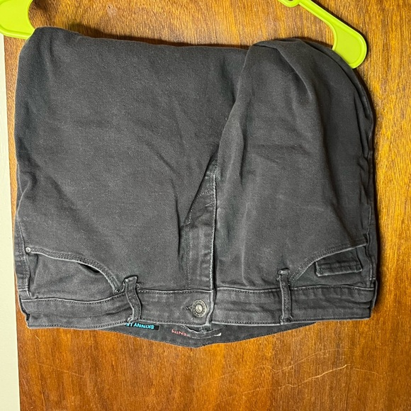 Style & Co. Skinny Leg Jeans - Picture 10 of 11